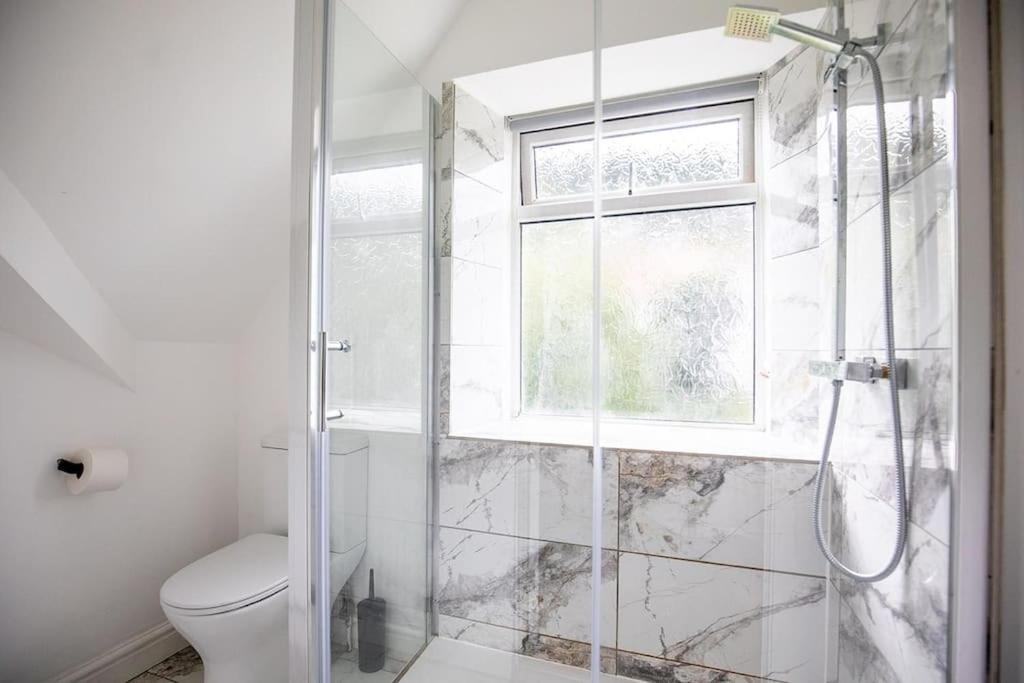Apartment Anchorage 6 - Two Bed Close To The Centre And The Beach, Located In Llandudno, North Wales Llandudno