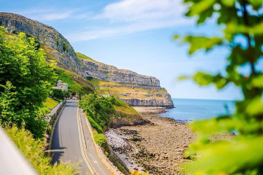 Anchorage 6 - Two Bed Close To The Centre And The Beach, Located In Llandudno, North Wales * Llandudno
